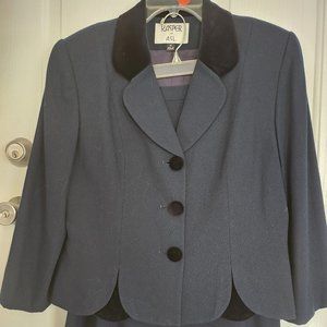 Kasper Suit Navy blue with matching velvet trim on collar and buttons size 14